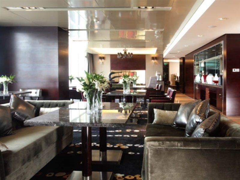 Hotel The Qube -close To Pudong International Airport And Land